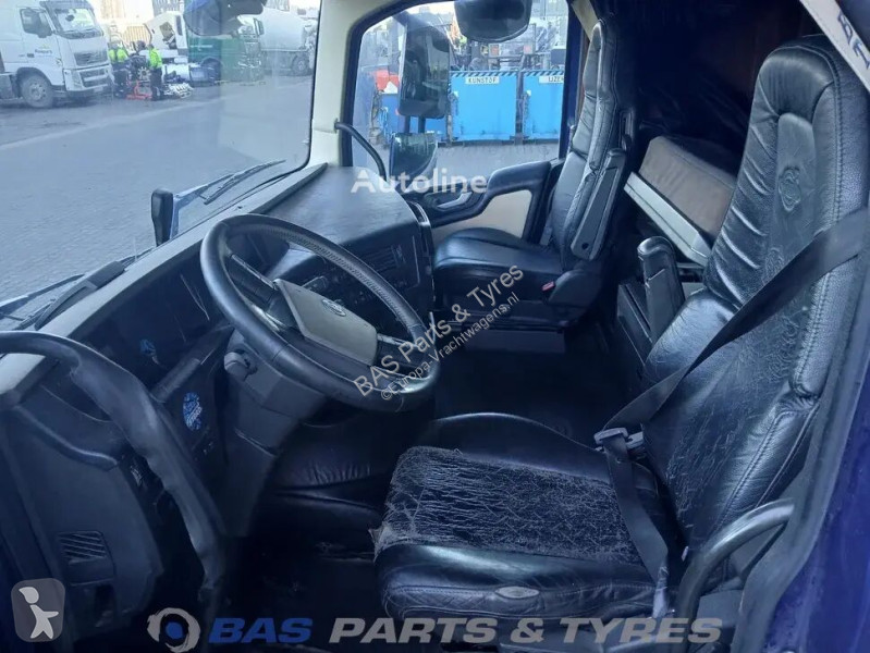 قطع غيار الآليات الثقيلة Volvo
