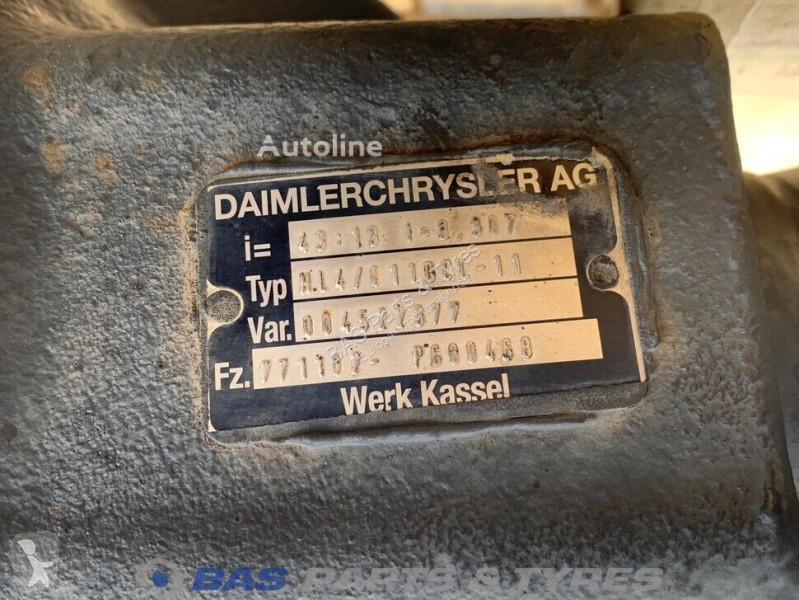 قطع غيار الآليات الثقيلة Mercedes Mercedes HL...
