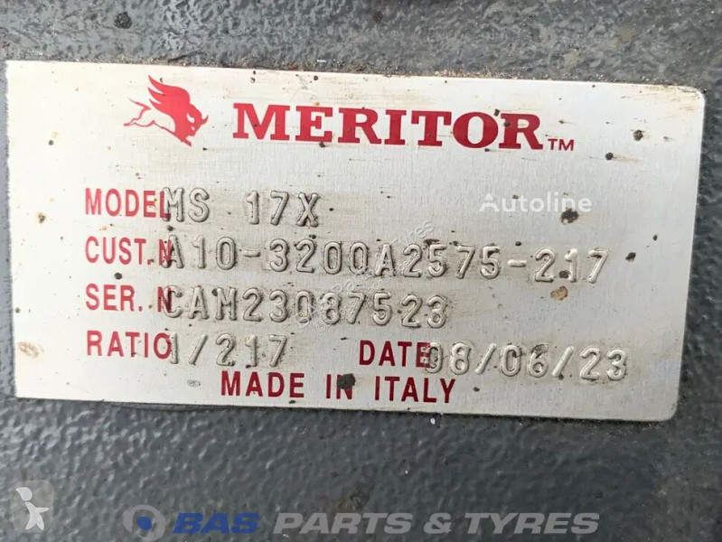 قطع غيار الآليات الثقيلة Renault P13170-ER