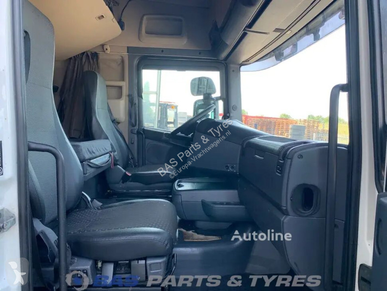 قطع غيار الآليات الثقيلة Scania
