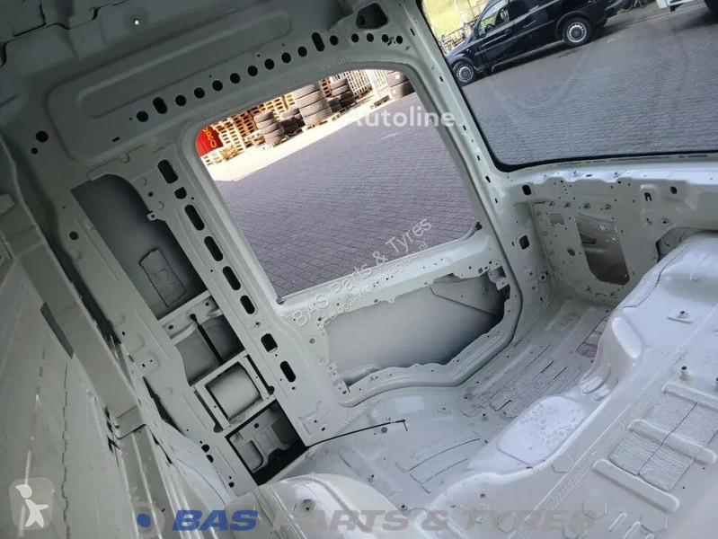 قطع غيار الآليات الثقيلة Volvo