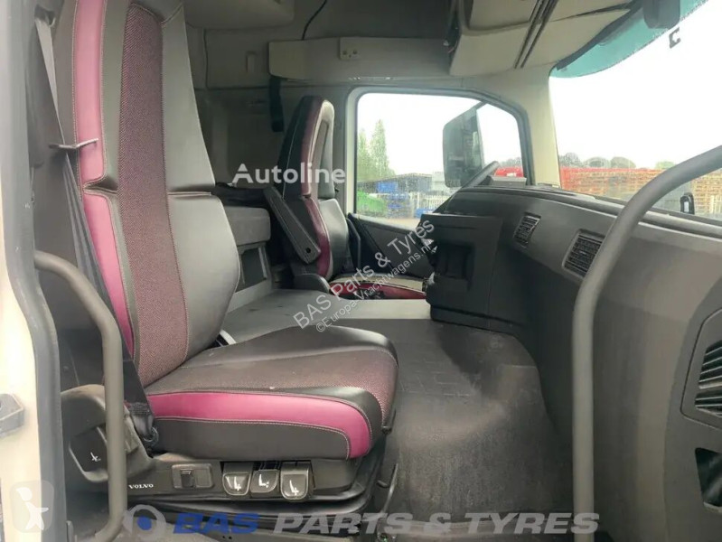 قطع غيار الآليات الثقيلة Volvo
