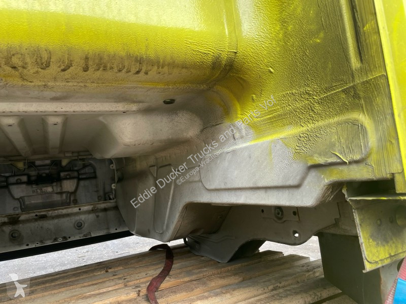 قطع غيار الآليات الثقيلة DAF DAY CAB COMPLETE