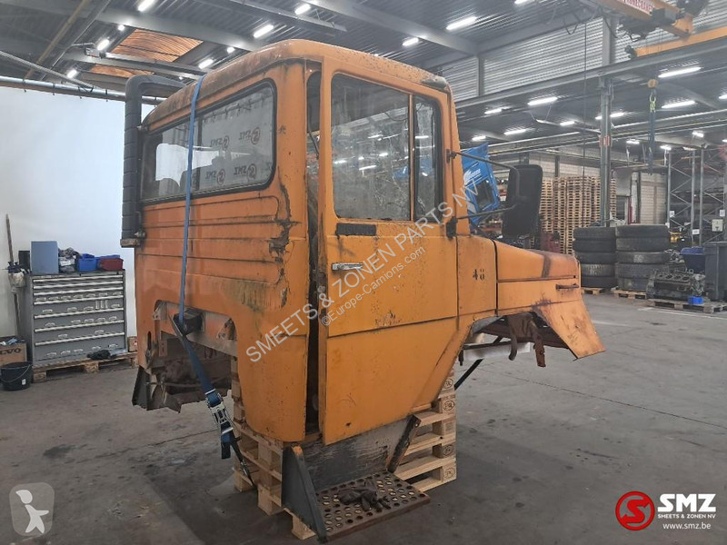 قطع غيار الآليات الثقيلة Iveco Occ Cabine Iveco...