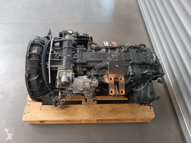 قطع غيار الآليات الثقيلة Mercedes - Arocs - Axor