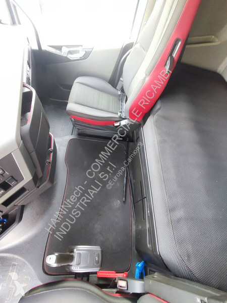 قطع غيار الآليات الثقيلة Volvo 4 - LOW ROOF -...