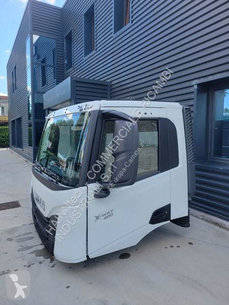 Pezzi di ricambio per mezzi pesanti Iveco X-Way...