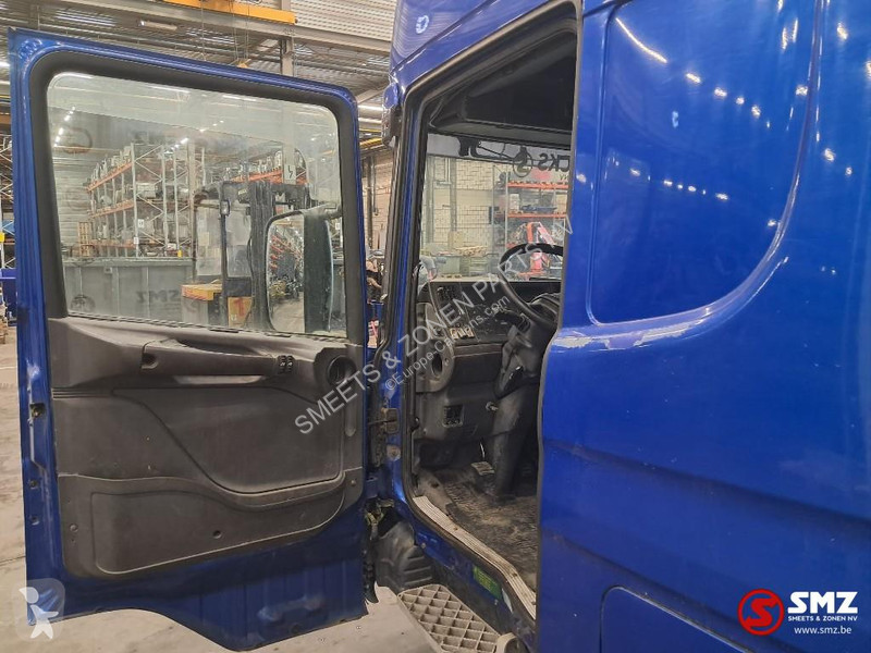 قطع غيار الآليات الثقيلة Scania Occ Cabine...