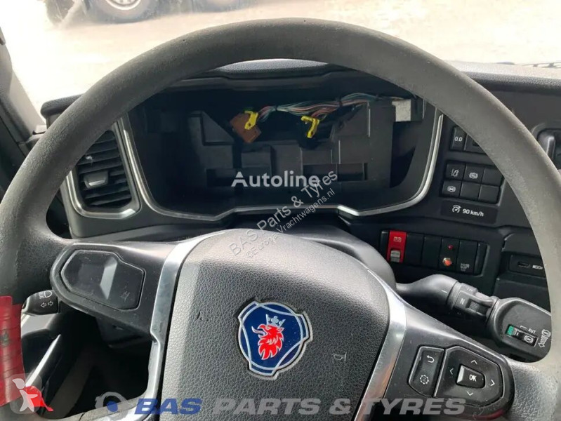 قطع غيار الآليات الثقيلة Scania