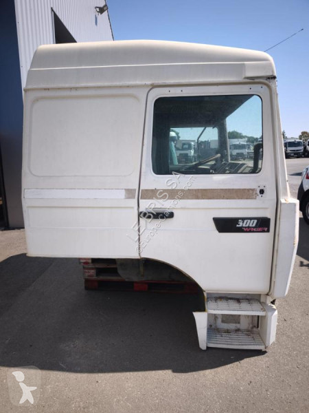 Pièces poids lourds Renault  CABINE PROFONDE  G300