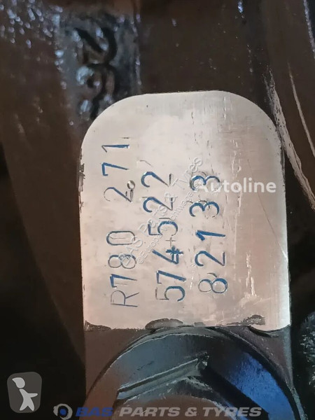 قطع غيار الآليات الثقيلة Scania