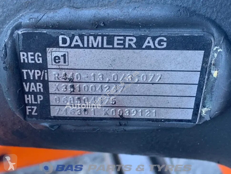 قطع غيار الآليات الثقيلة Mercedes