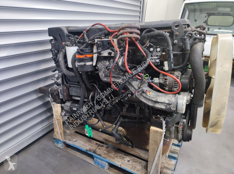 Teherautó-alkatrészek Iveco F3AE3681 CURSOR 10...