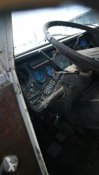 Pièces poids lourds Volvo CABINE N12 ET CAPOT