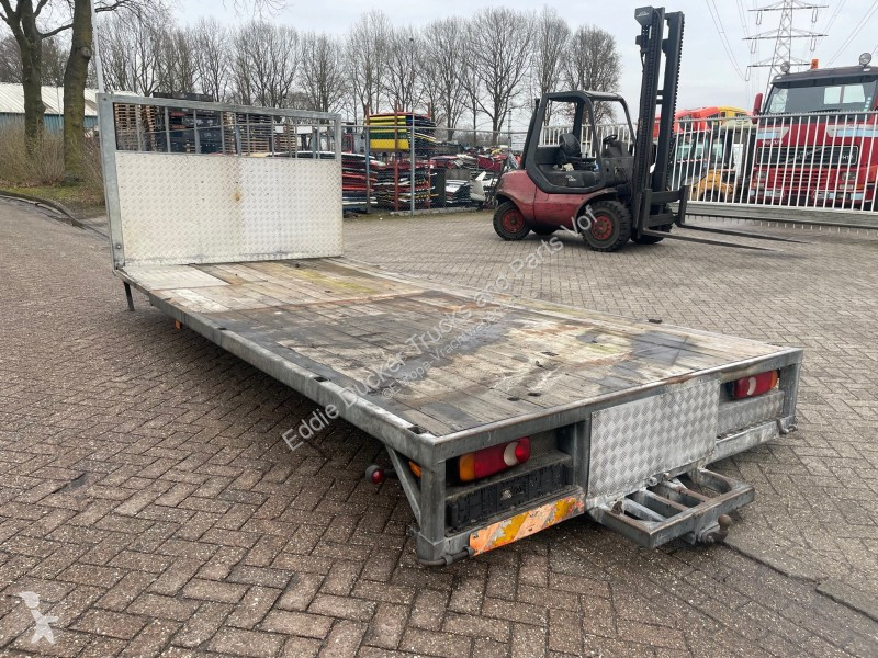 Uitrusting voor vrachtwagens  OPEN LAADBAK