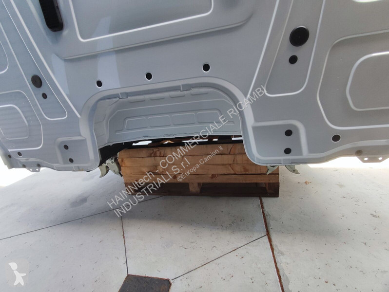 قطع غيار الآليات الثقيلة Mercedes AROCS ACTROS...