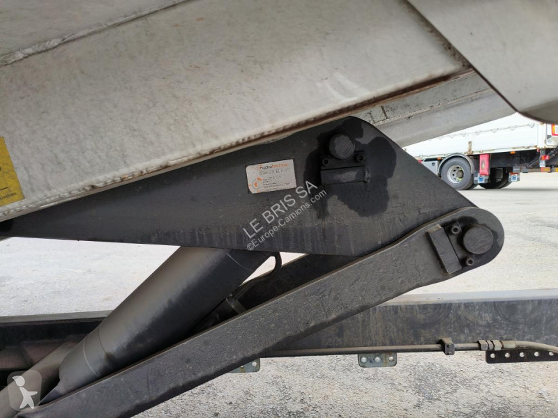 Equipamentos pesados RCI  BA 19T