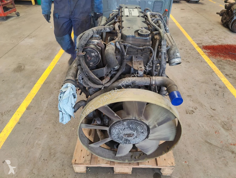 Vrachtwagenonderdelen Iveco F4AE0681*D (210HP...