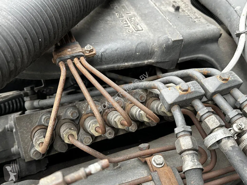 Vrachtwagenonderdelen Mercedes OM 442 V8 Engine...