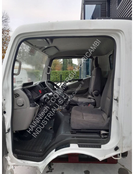 Náhradní díly pro kamiony Nissan 2697 2^ Serie