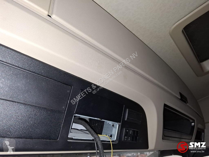قطع غيار الآليات الثقيلة Mercedes Occ Cabine...