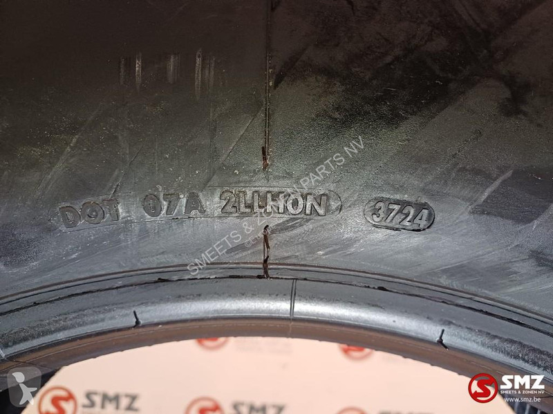 Ricambio per autocarri  Band 385/65R22.5 Torque...