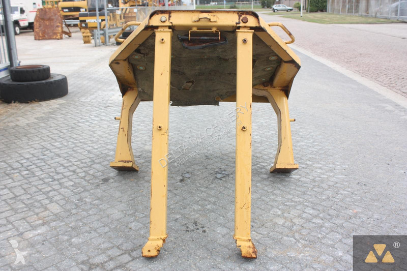 Náhradní díly pro kamiony Caterpillar O-rops cab