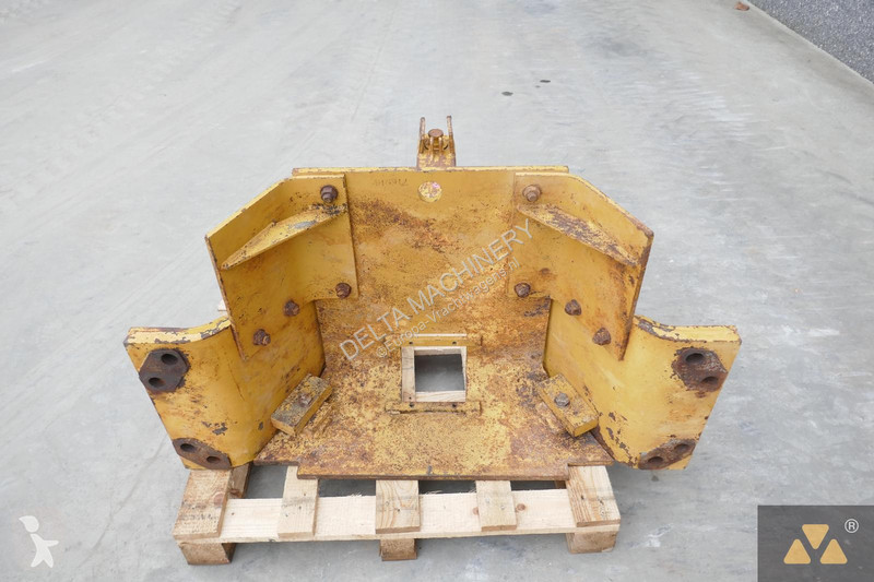 Náhradní díly pro kamiony Caterpillar D8T/ Drawbar