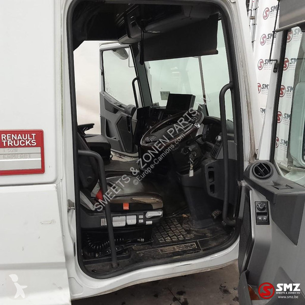 Náhradní díly pro kamiony Renault Occ cabine...