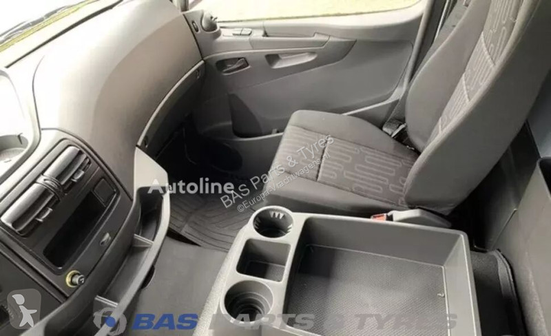 قطع غيار الآليات الثقيلة Mercedes