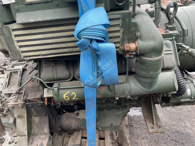 Náhradní díly pro kamiony Deutz V8 Engine +...