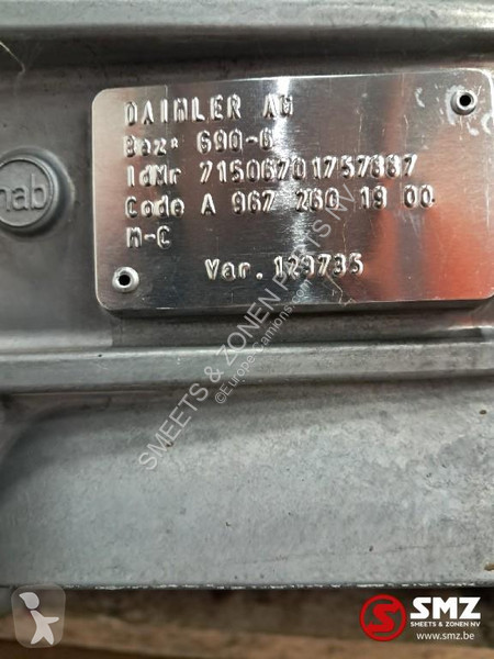 قطع غيار الآليات الثقيلة Mercedes...