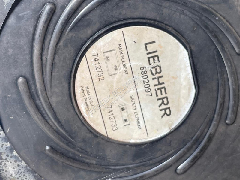 Запчасти для грузовика Liebherr...