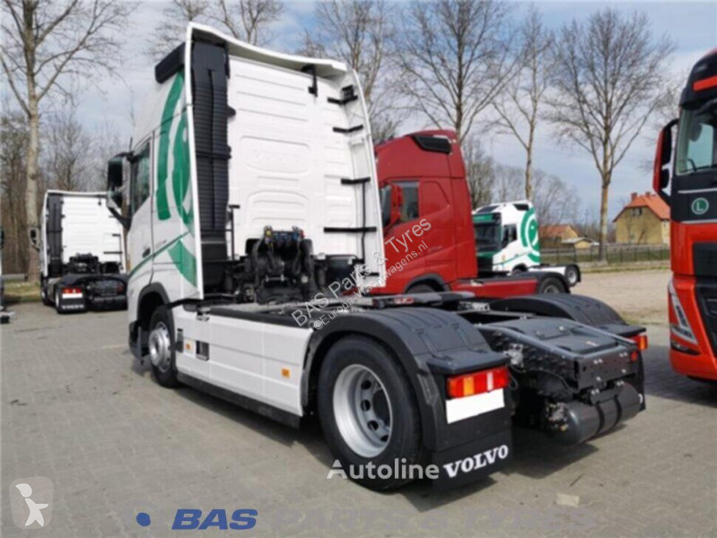قطع غيار الآليات الثقيلة Volvo
