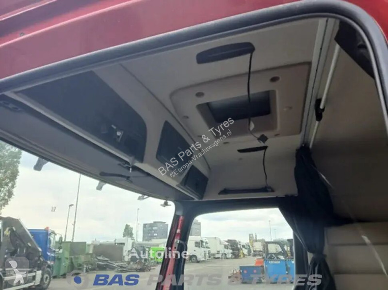 قطع غيار الآليات الثقيلة Mercedes