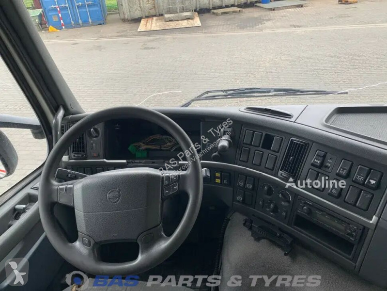 قطع غيار الآليات الثقيلة Volvo