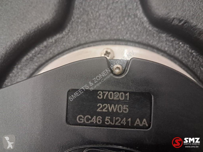 قطع غيار الآليات الثقيلة Ford Occ AdBlue tank +...