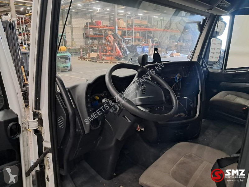 قطع غيار الآليات الثقيلة Iveco Occ Cabine Iveco