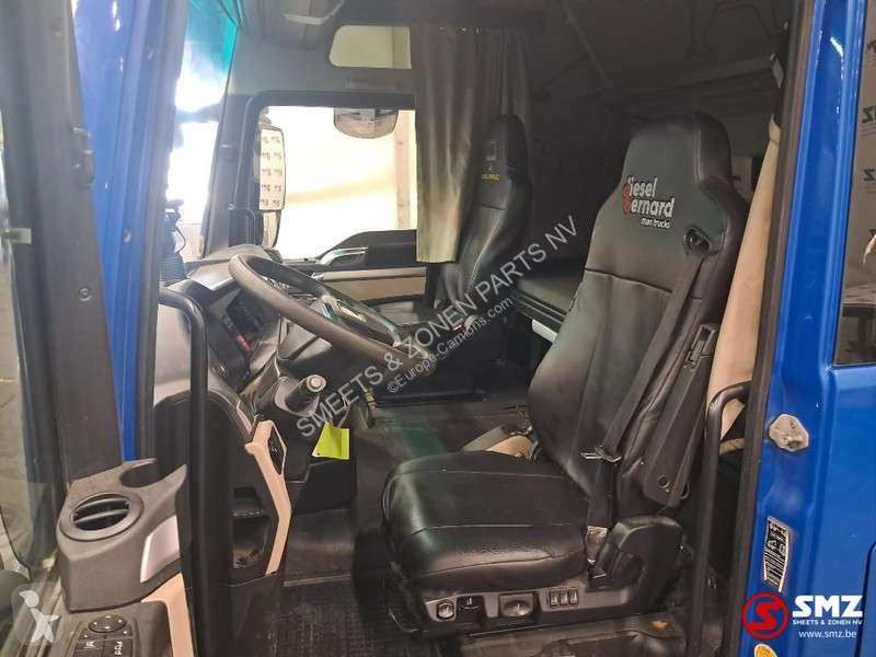 قطع غيار الآليات الثقيلة MAN Occ Cabine MAN  F99L