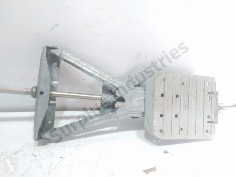 قطع غيار الآليات الثقيلة  DIAMANT 590