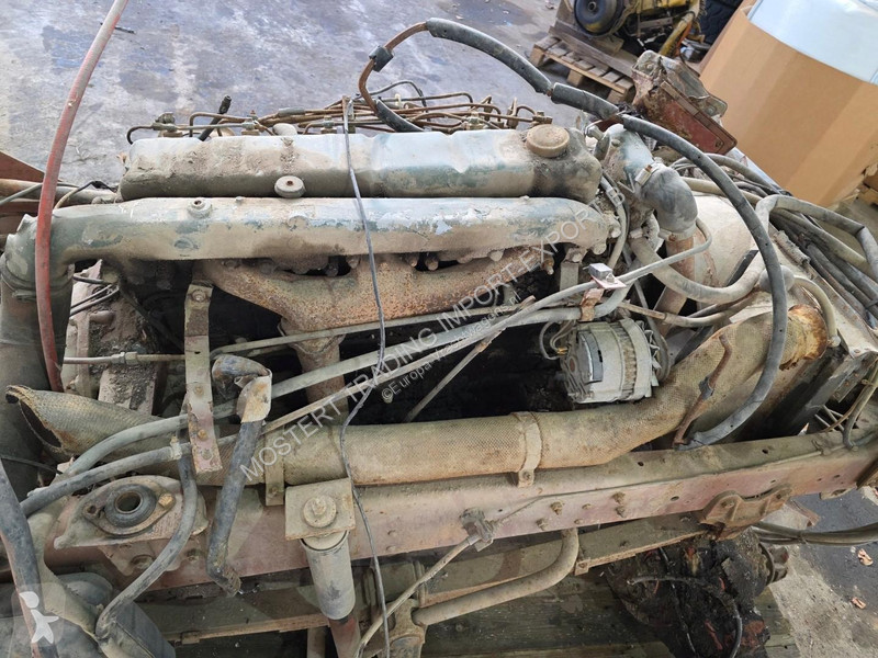 قطع غيار الآليات الثقيلة Renault 6 Cylinder...