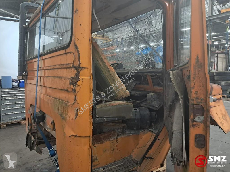 قطع غيار الآليات الثقيلة Iveco Occ Cabine Iveco...