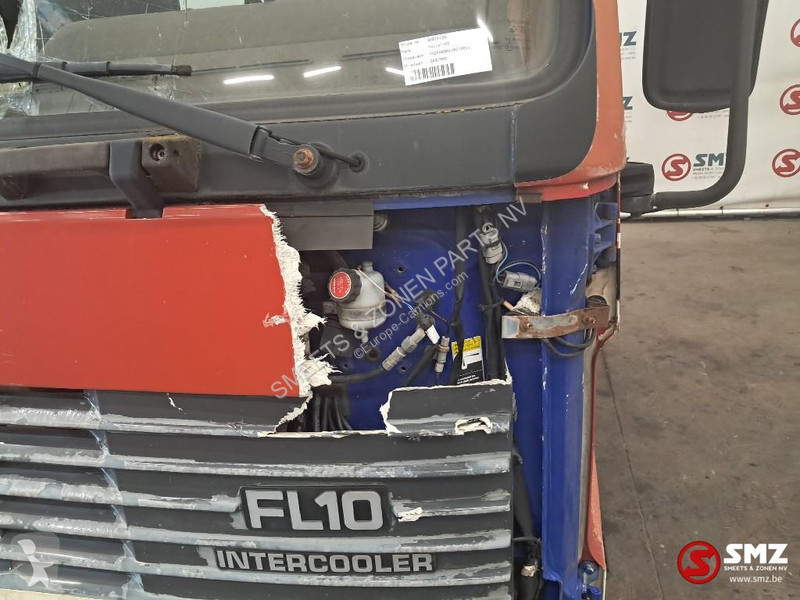 قطع غيار الآليات الثقيلة Volvo Occ Cabine Volvo