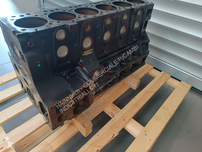 قطع غيار الآليات الثقيلة MAN TGM