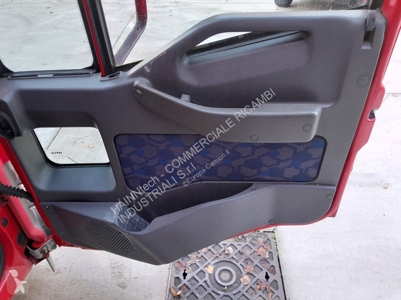 Pezzi di ricambio per mezzi pesanti Iveco...
