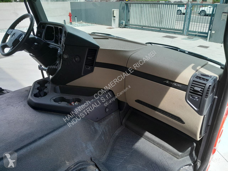 Pièces poids lourds Mercedes AROCS ACTROS...