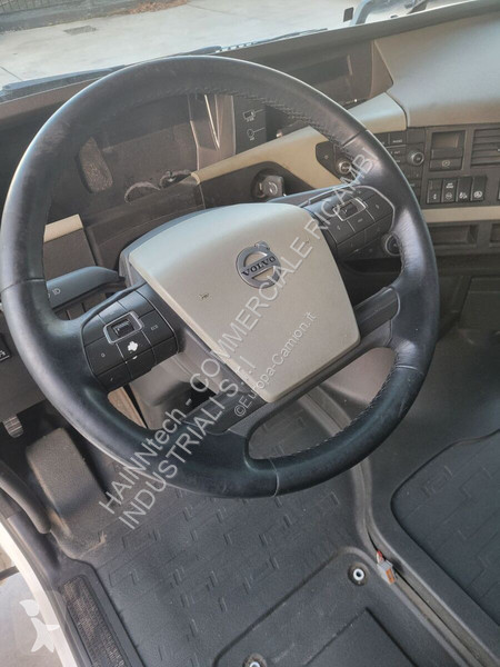 Pezzi di ricambio per mezzi pesanti Volvo 4...