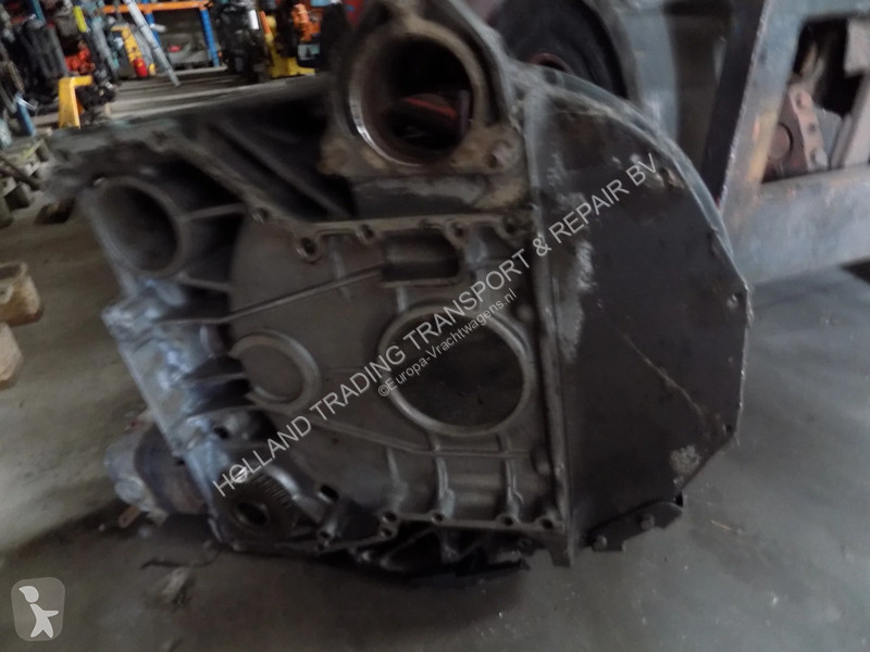 قطع غيار الآليات الثقيلة Mercedes krukas MB V8