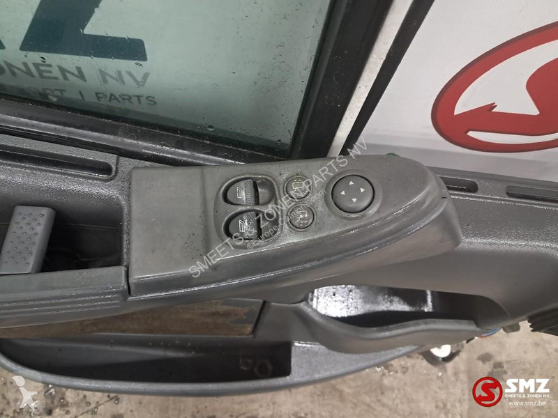 قطع غيار الآليات الثقيلة Iveco Occ deur links...