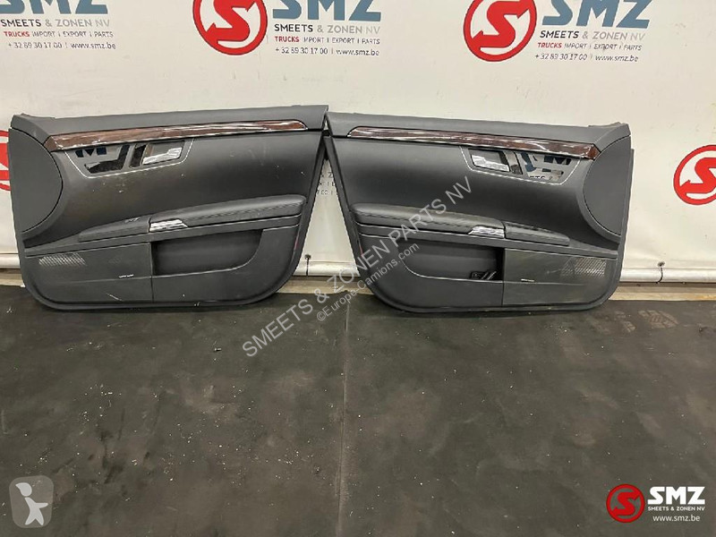 Pièces poids lourds Mercedes Occ set interieur...